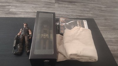 Bulletstorm Collection NECA t-shirt nutcracker RARE FIGURE COMPLETE PC GAME
