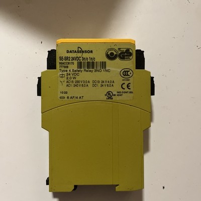 777309 - DATASENSOR - SE-SR2 24VDC 3N/O 1N/C / Safety Relay USED