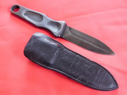 A+ 1977 A.G. Russell 1977 Sting Boot Knife Dagger w/Sheath
