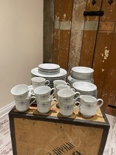 Vintage Wade Diane Fine Porcelain China Dinner Set & Tea Cups Collection Japan