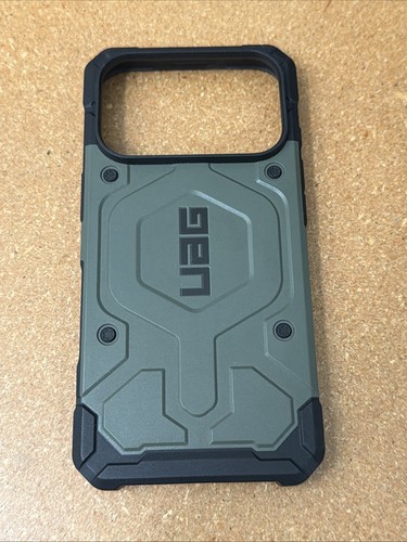 UAG Pathfinder Series Magsafe Case for Apple iPhone 17 PRO Olive Green USED!