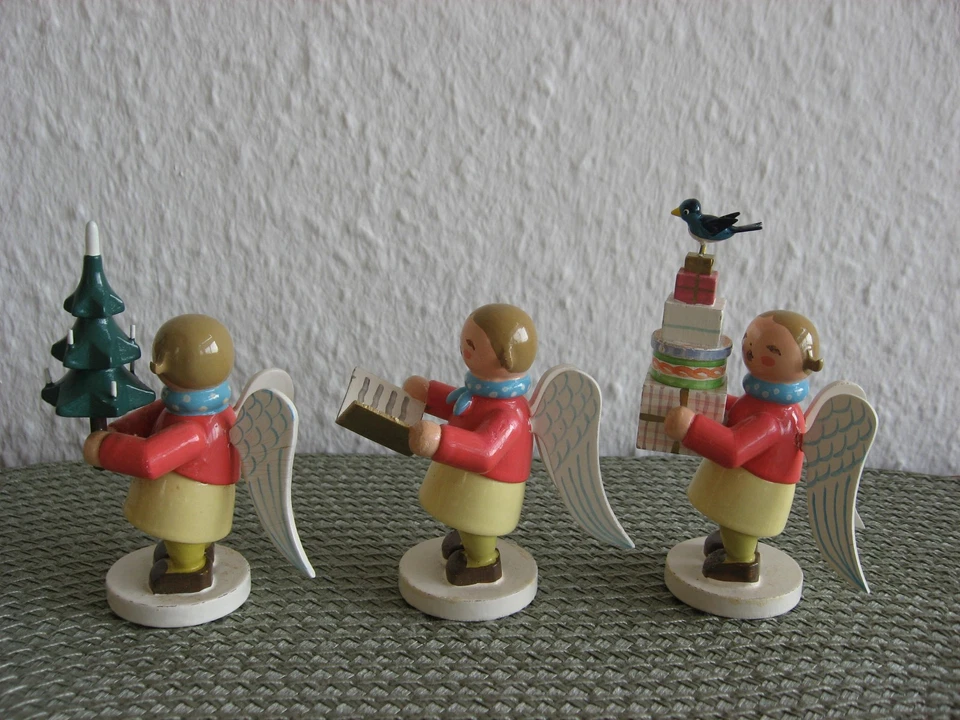 Wendt & Kühn Margeritenengel , Gruppe Geschenkeengel 3 Stück Erzgebirge Engel - Bild 4 von 4