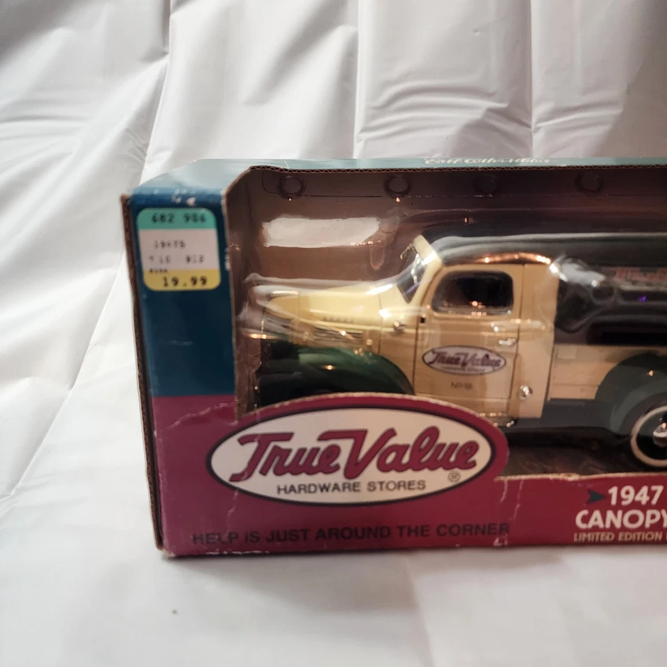 Dodge Canopy Delivery 1947 -1/25 ERTL edición limitada modelo de banco de metal fundido a presión Foto 3 de 4