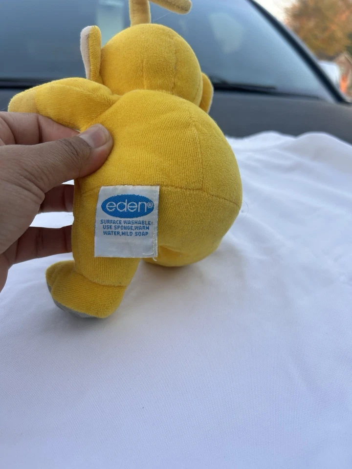 Peluche vintage 1998 Eden Toys Teletubbies 13" Laa-Laa Ragdoll Productions Foto 2 de 4