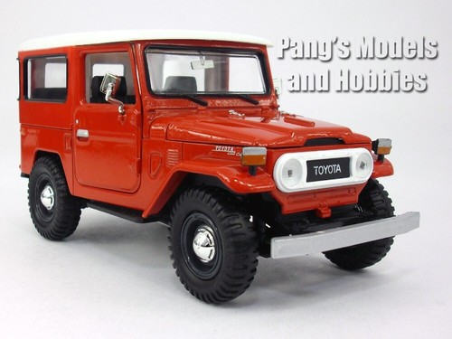 Toyota FJ40 Land Cruiser 1/24 Scale Diecast Metal Car Model - Red - Picture 2 of 6