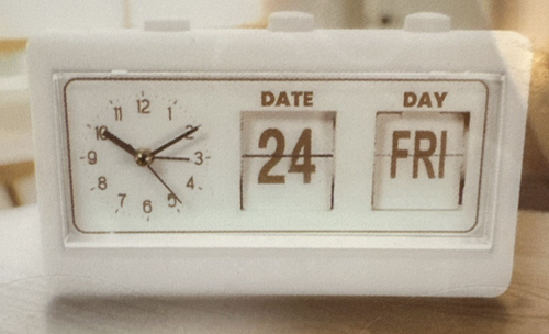 NEW XOPOPPY Retro Calendar Flip Alarm Clock Date Day Set Vintage Vibe Battery