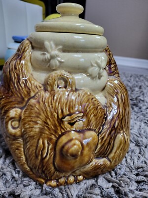 VINTAGE Brush McCoy Sleeping Bear With Bees Honey Pot Cookie Jar #143 (USA)