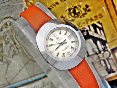 Nice Rado Diastar automatic women's watch with vidia case from the