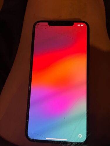 Apple iPhone XS Max - 64 GB - Silver (AT&T) (Dual SIM (SIM + eSIM)) - Picture 2 of 7