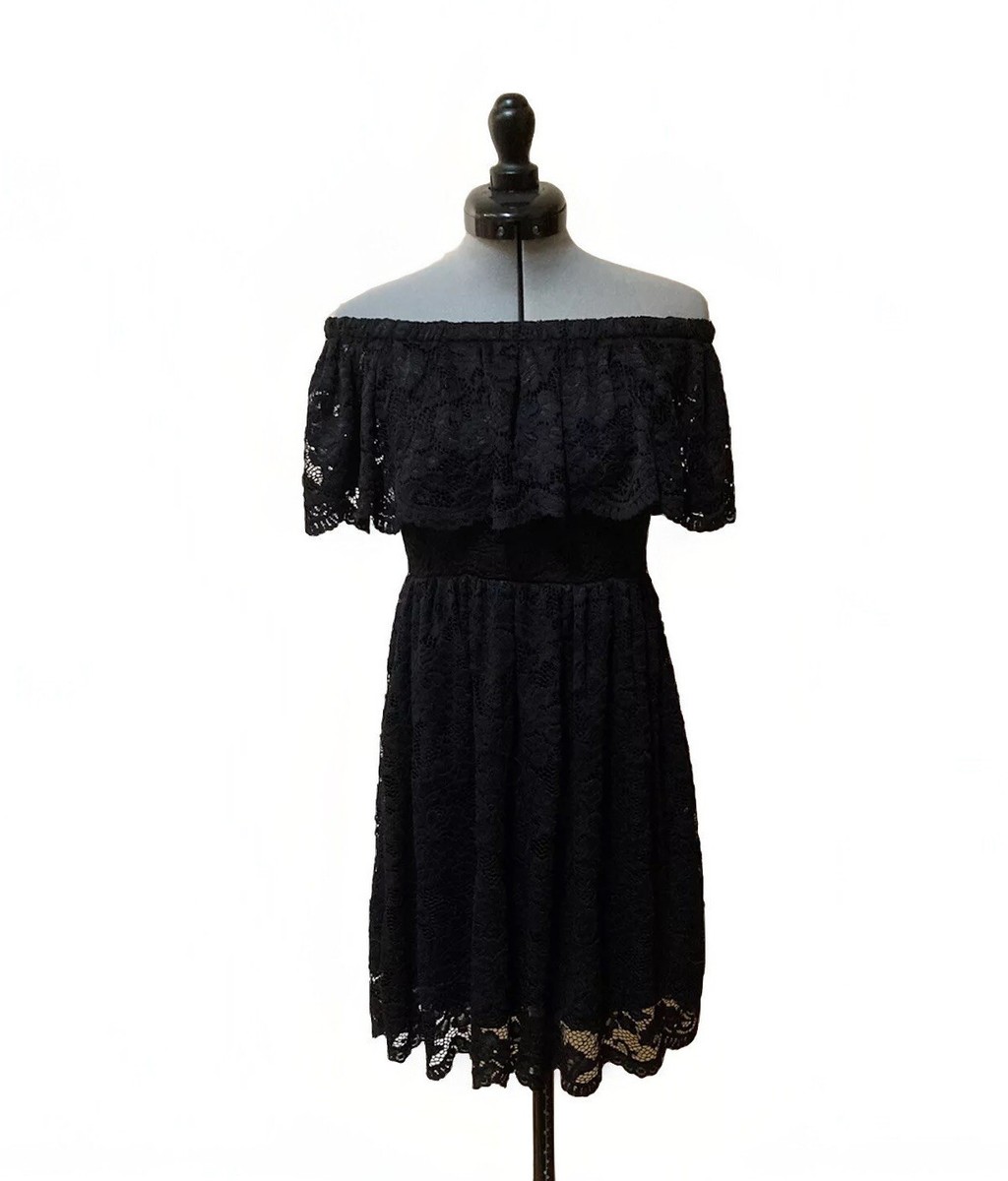 Francescas off the shoulder lace dress black size small Francescas off the shoulder lace dress black size small
