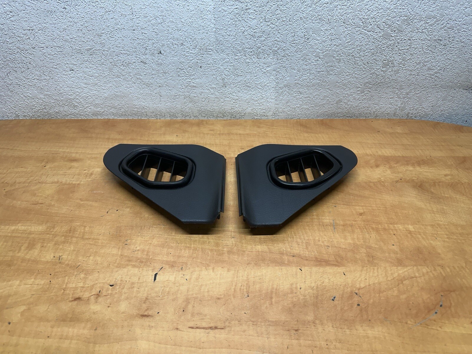 90-96 Nissan 300zx Z32 OEM Interior Dash Side End Trim Panel Vent Black PAIR TT