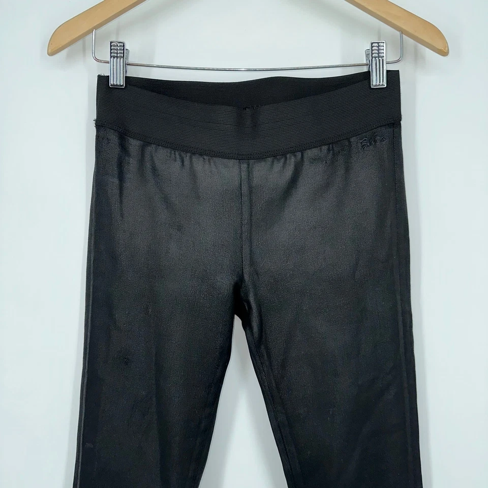 Pantalones GOLDSIGN recubiertos de cebra tiro alto, talla 27, imitación cuero ajustados negros Foto 3 de 4