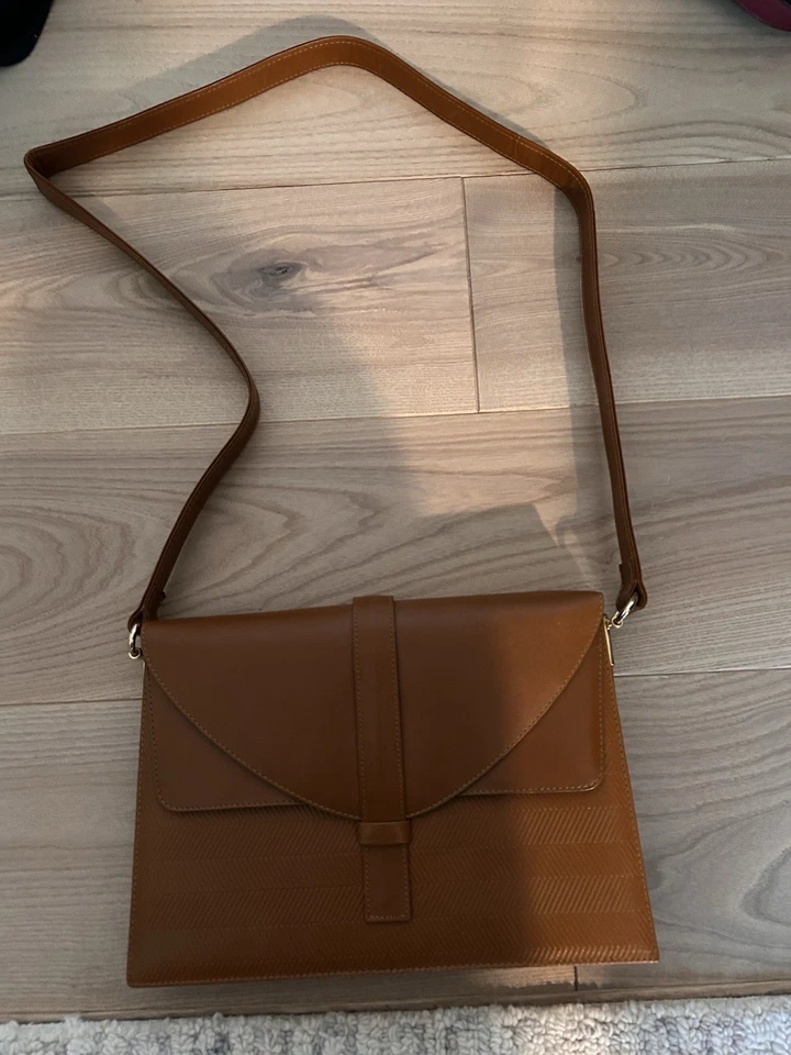 Bolso Bandolera Gallery Originals Vintage Avon Cartera Marrón Grano Completo Cuero  Foto 2 de 4