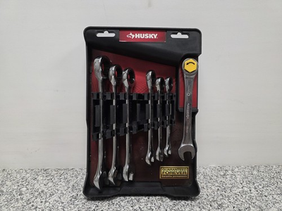 #ad #ad Husky 7 Pc Universal Ratcheting Combination Wrench Set 343 480 HSRW7PCSAE $29.99