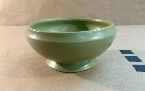 McCoy USA Floraline 466 - 6 Planter/ Bowl Avocado Green, 6 1/4" x 3"