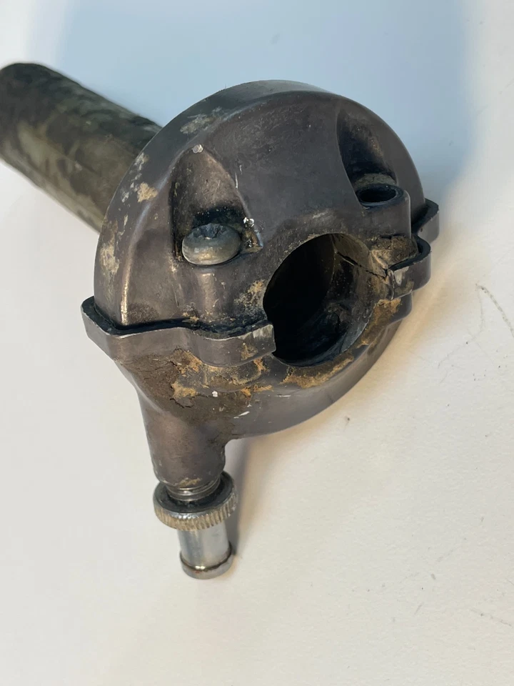 1979 Honda XR185 XR 185 OEM Throttle Housing and Tube HM446 - Image 2 of 4