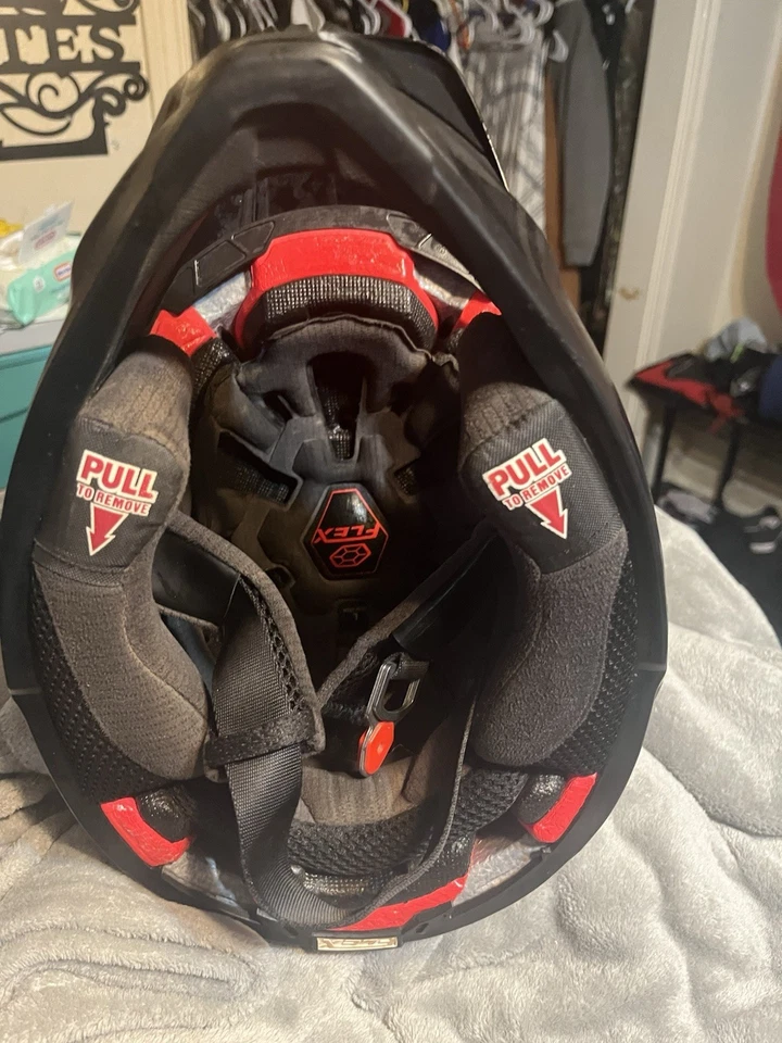 Bell Carbon Fiber Flex Motorcycle Helmet - Image 2 of 4