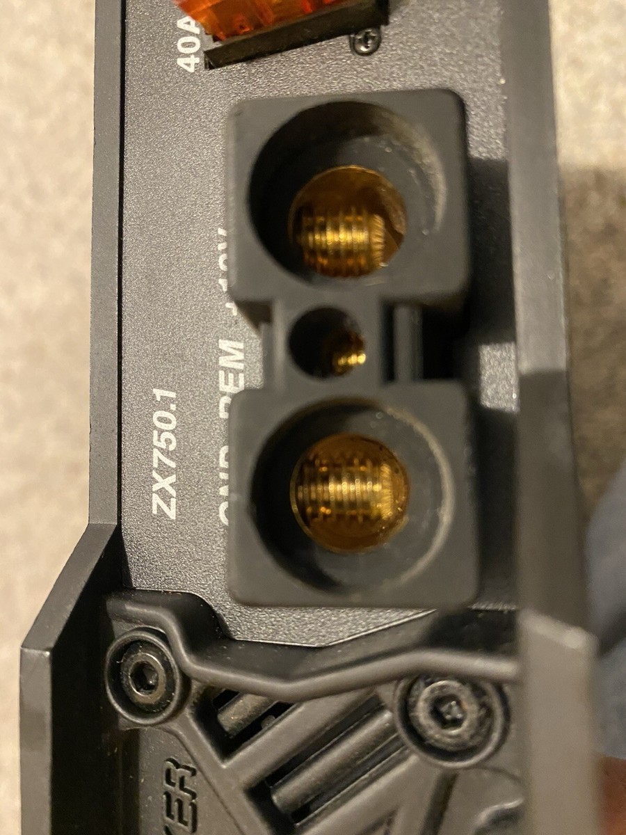 Kicker Zx750.1 Old School Bass Amplifier | Excellent Condition