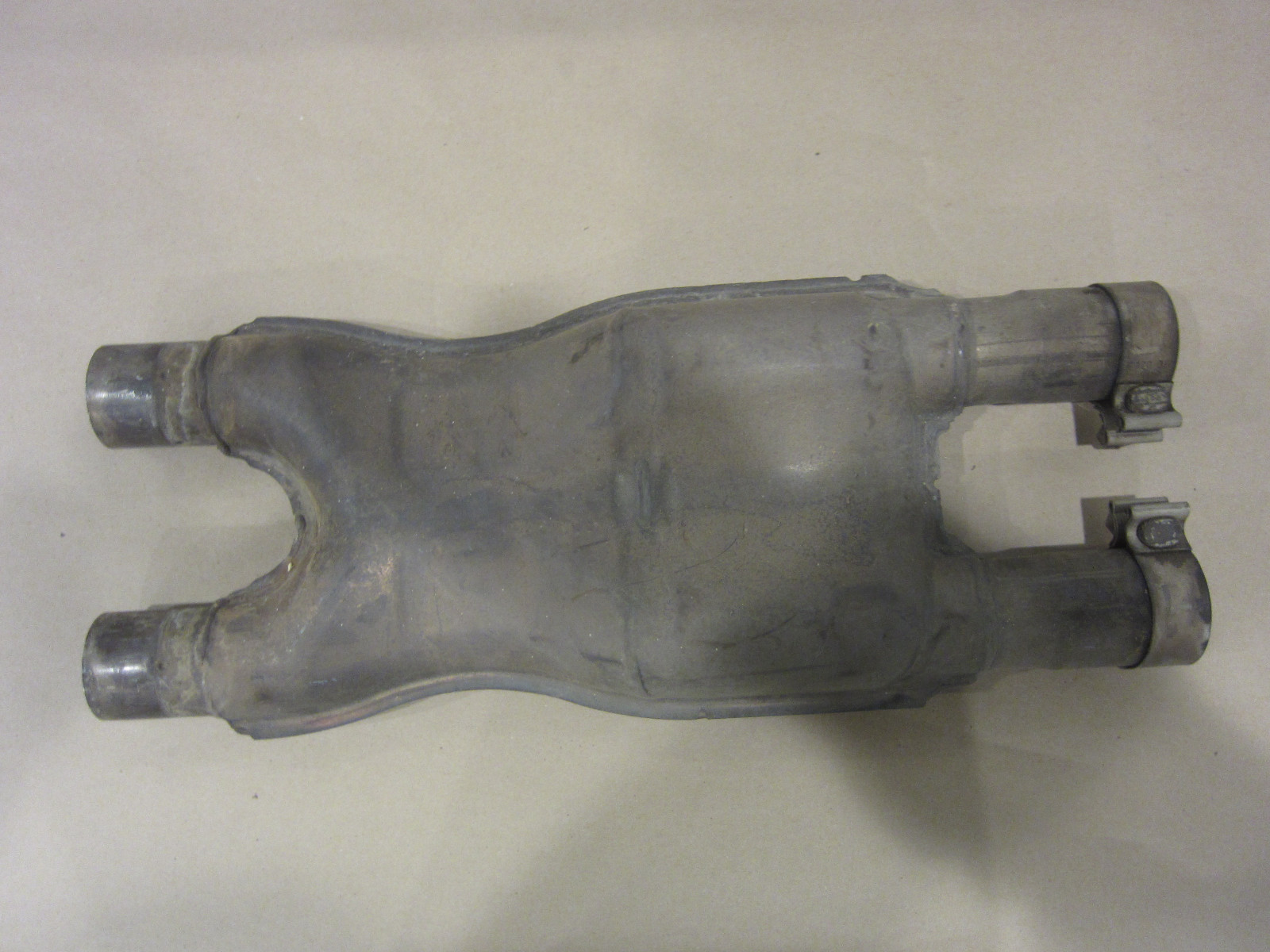 Maserati Quattroporte - Center Exhaust Muffler  - USED - P/N 201247