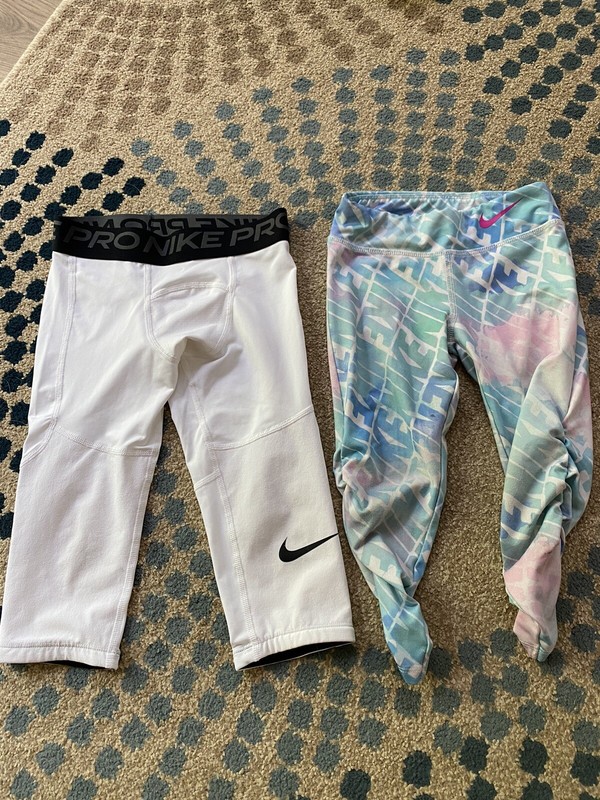 2 Nike PRO Girls Sz XS White Athletic Cropped Leggings