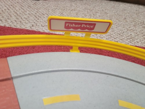 1993 - Fisher Price - Radio Controlled R/C Slot Car Raceway - TESTED and WORKS - Picture 10 of 23