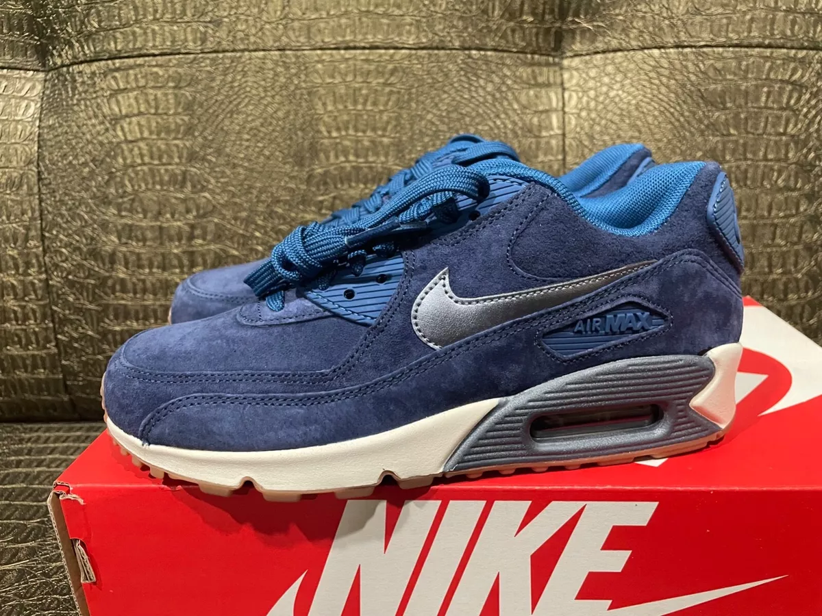 lotus Uitbarsten Voorkeur Nike Womens Air Max 90 PRM Suede 818598-400 NAVY SZ 6.5 NEW | eBay