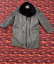 Mens Vintage WOOLRICH COAT jacket Car Coat Gray Sherpa Collar Made In The USA 42