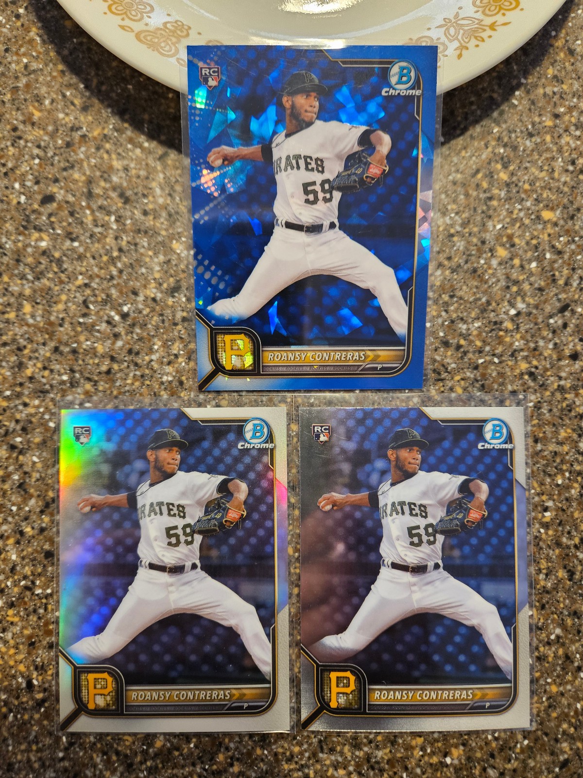 2022 Bowman Chrome Refractor Sapphire Roansy Contreras RC #99 #330/499 All 3!