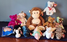 Lot of 10 Ty Beanie Babies  a Ty Pluffies, a Case  a McD's TY Beanie Baby