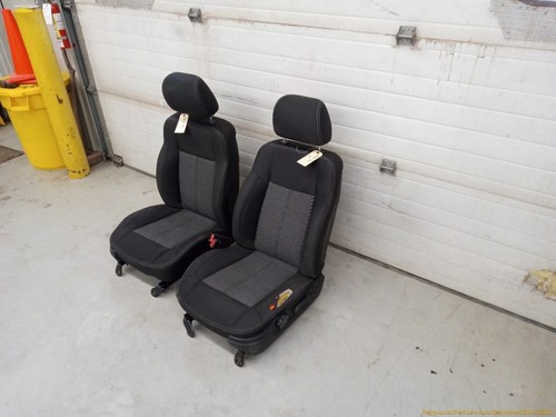 Hummer H3 Pair Of Left & Right Front Cloth Seat Manual Fits 2007-2010 07 08 09 - Picture 3 of 12