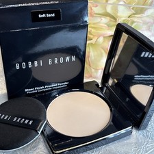 BOBBI BROWN SHEER FINISH PRESSED POWDER  SOFT SAND  Full Size New In Box Free