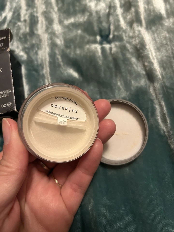 Esponja iluminadora ajuste polvo cubierta Fx y técnicas reales Foto 4 de 4