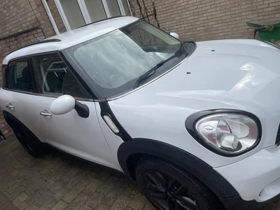 Mini Countryman Cooper SD - Image 1 of 4