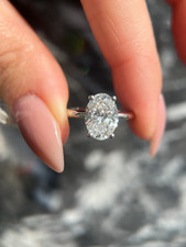 2.01Ct IGI Certified Lab Grown Diamond Engagement Ring Oval Cut F VVS 14 KT Gold