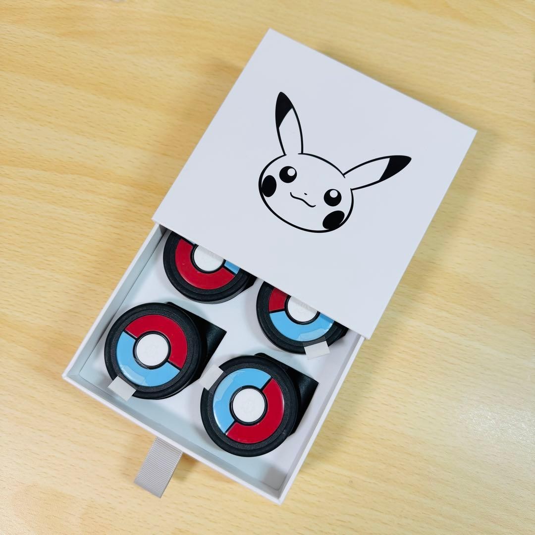 Set of 4】RIMOWA × Pokémon Pikachu Charizard Charmander Tags +