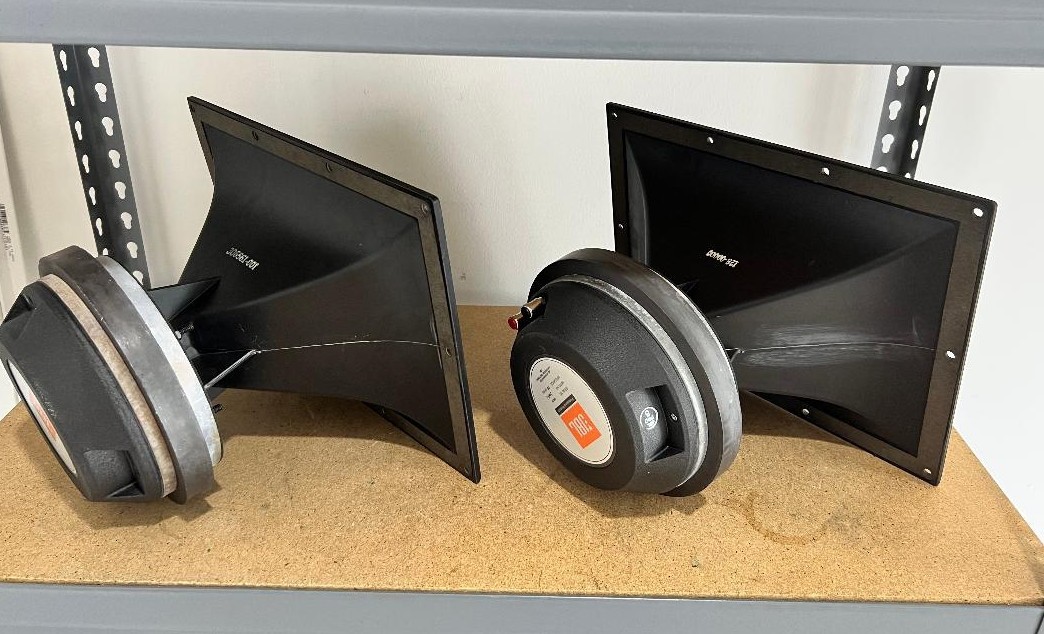 JBL 2447J Driver on 2381 Horn Pristine cosmetic & Perfect working