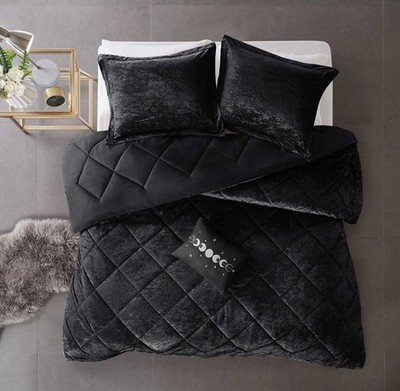   INTELLIGENT DESIGN   (4-PC)  FELICIA  King/Cal King Velvet Duvet Cover Set.