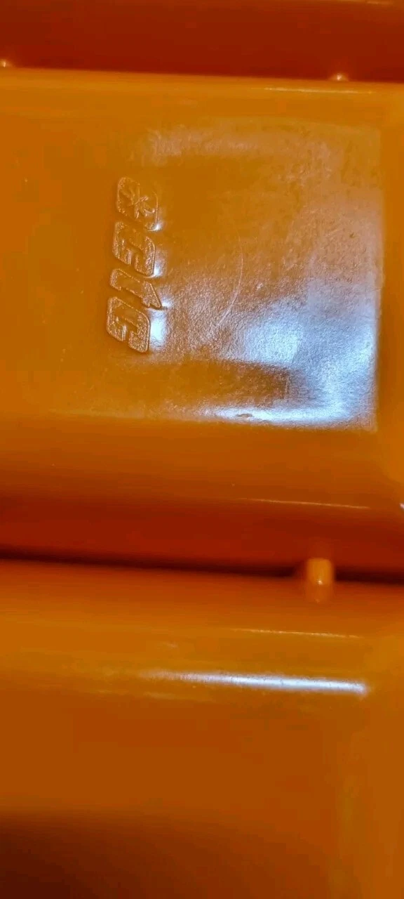 Picture 3 of 6