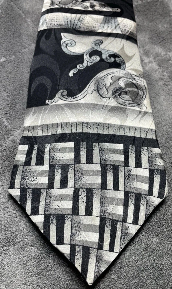 Oscar De La Renta Silk Black & White Men's Neck Tie 57"L 4"W - Image 2 of 4