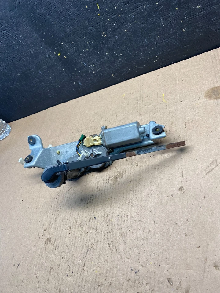 Motor limpiaparabrisas trasero Subaru Outback 2000 a 2004 R6497 DG Foto 3 de 4