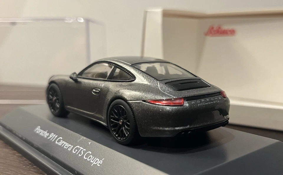 Porsche 911 Carrera GTS 991 Schuco 1 43 Dark Grey Metallic - Immagine 3 di 4