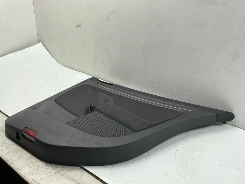 2006 2009 VOLKSWAGEN RABBIT PAINEL INTERNO TRASEIRO DIREITO DO PASSAGEIRO FABRICANTE DE EQUIPAMENTO ORIGINAL+ - Imagem 4 de 4