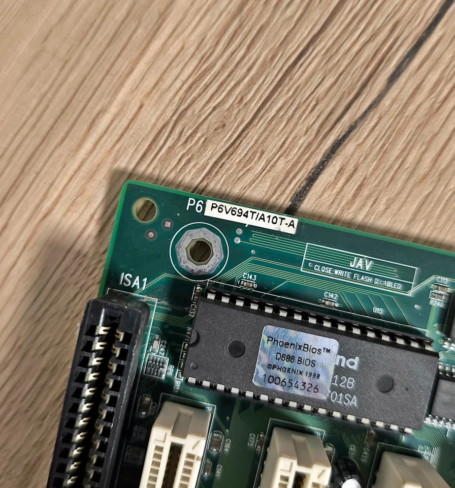 QDI Advance 10T-A/P6V694T/A10T-A Socket 370 Tualatin Motherboard + 1.3GHz CPU - Image 3 of 4