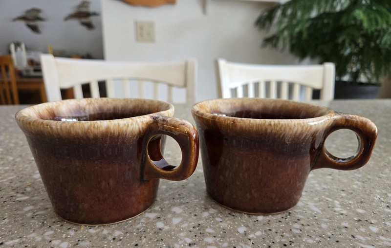 Vtg Hull Crestine Ovenproof Brown Drip Mugs - Qty 2