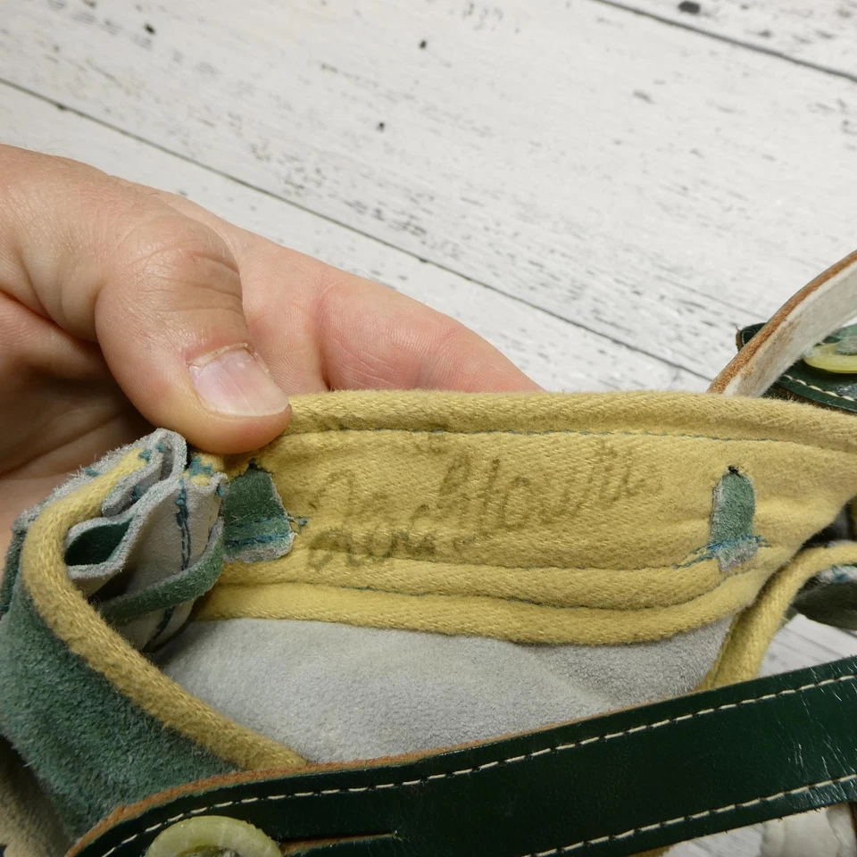 Pantalones Cortos de Cuero Trachten Vintage Niñas 2 Tirantes de Gamuza Verde Parche Corazón Foto 4 de 4