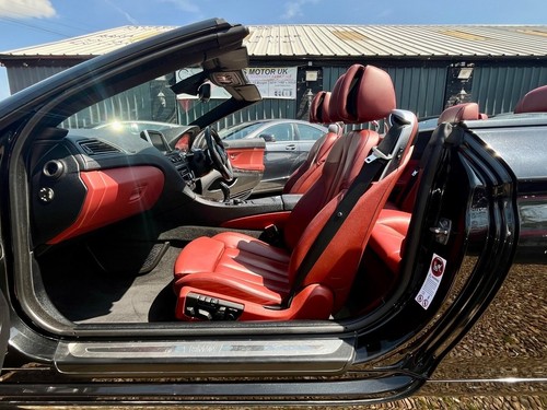 BMW 6 SERIES 3.0 640i SE Convertible 2012 - Picture 15 of 24