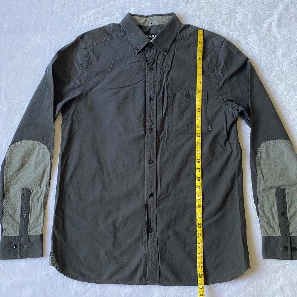 Camisa Nixon M Hemlock Gris Dos Tonos Bloque de Color Botones Gótico Grunge Bolsillo Foto 3 de 4