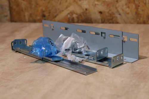 2x HP KVM SWITCH RACKMOUNT RAIL KIT 1U NOB - Picture 5 of 5