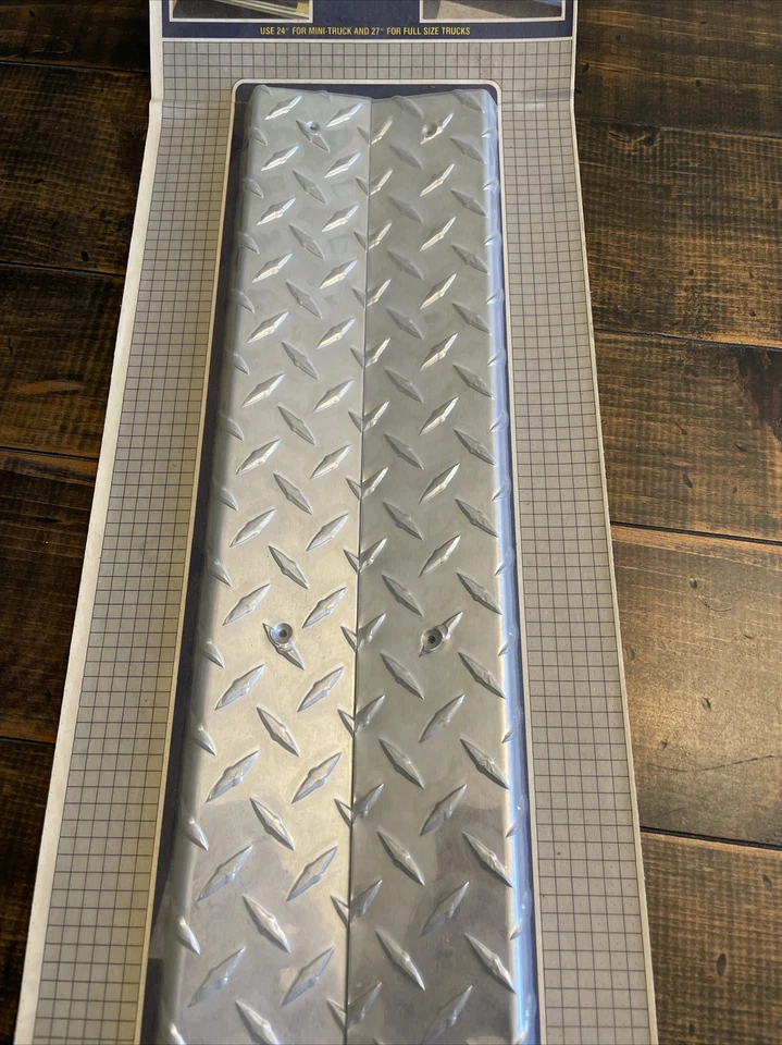 Mini camioneta con placas escalonadas de aluminio personalizadas de piezas superiores para Chevy Ford Datsun NOS Foto 4 de 4