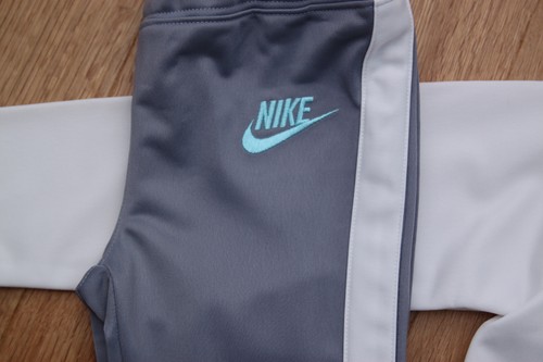 Nike Girl Jogging Set ~ Tracksuit ~ White, Gray & Aqua ~ - Picture 5 of 5
